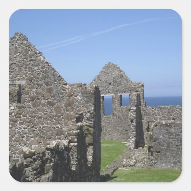 Sticker Carré Dunluce Castle près de Bushmills et Portrush, (Devant)