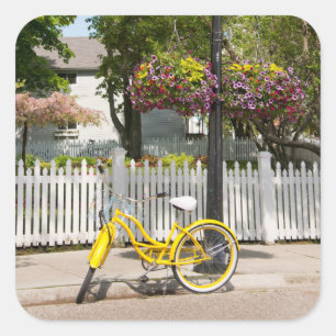 Sticker Carré États-Unis, Michigan, île Mackinac. Vélo jaune