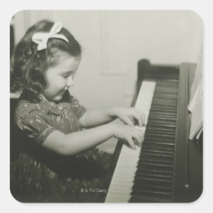 Sticker Carré Fille jouant le piano