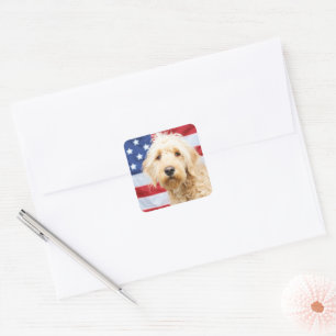 Sticker Carré Goldendoodle avec drapeau américain