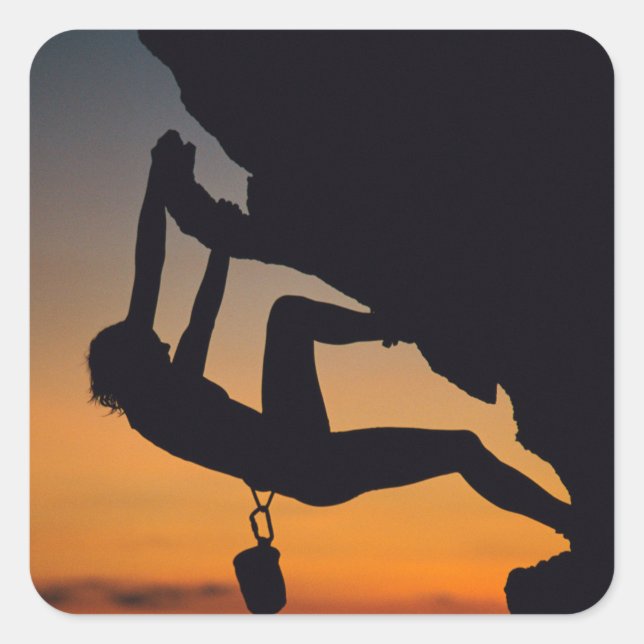 Sticker Carré Hanging Rock Climber au lever du soleil (Devant)