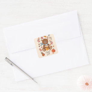 Sticker Carré Mignon bébé ours d'automne avec du miel et texte p