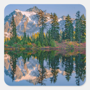 Sticker Carré Mont Shuksan reflété dans le lac Reflection