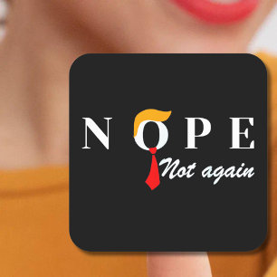 Sticker Carré Non, Trump n'est pas de nouveau drôle