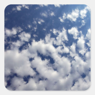 Sticker Carré Nuages Puffy Sur Ciel Bleu