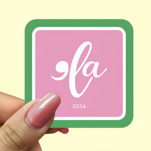 Sticker Carré Pink Green Kamala 2024 Dites Son Nom (Pink Green Kamala 2024 Say Her Name Square Sticker)