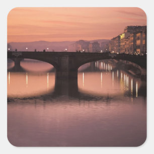 Sticker Carré Pont au-dessus de la rivière Arno au coucher du s