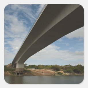 Sticker Carré Pont reliant la Guyane au Brésil sur le Takutu