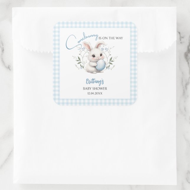 Sticker Carré Somebunny est sur le Baby shower de Pâques de Way  (Sac)