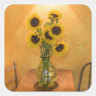 Sticker Carré Tournesols dans un vase sur la table 2