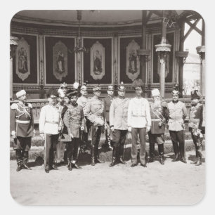 Sticker Carré Tsar Nicholas II (1868-1918) se tenant à garde