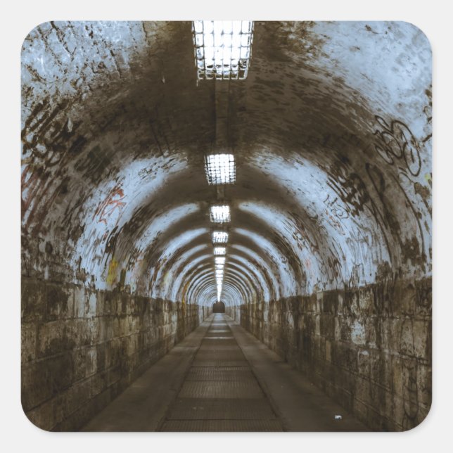Sticker Carré tunnel souterrain sombre (Devant)