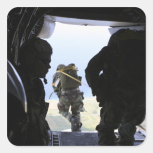 Sticker Carré Un soldat exécute un saut de statique-line