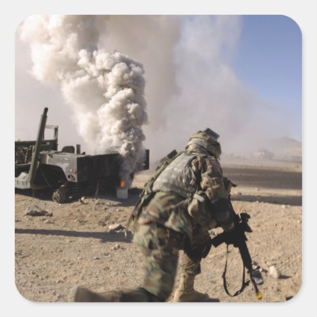Sticker Carré Un soldat réagit à une explosion contrôlée (Devant)