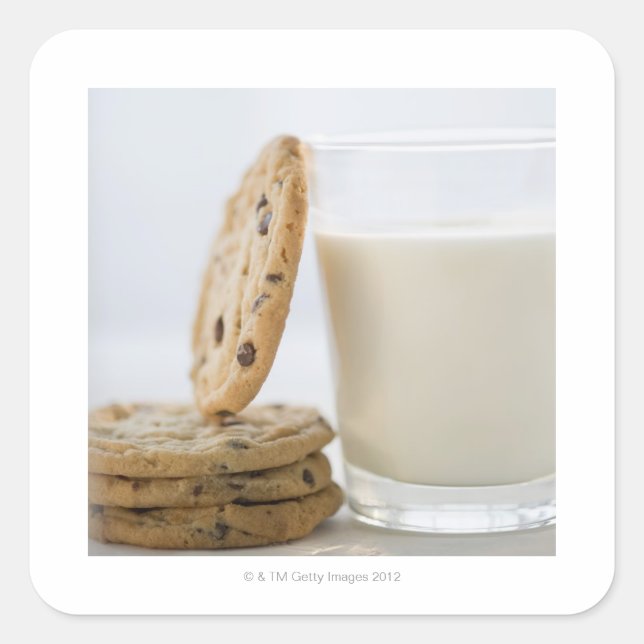 Sticker Carré Verre de lait et biscuits, gros plan (Devant)