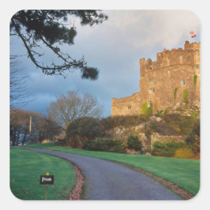 Sticker Carré Wales - Un château souterrain privé près de St.