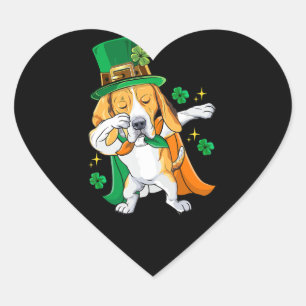 Sticker Cœur Dabbing Beagle Leprechaun Jour de la Saint Patrick