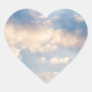 Sticker Cœur nuages blancs devant le ciel bleu