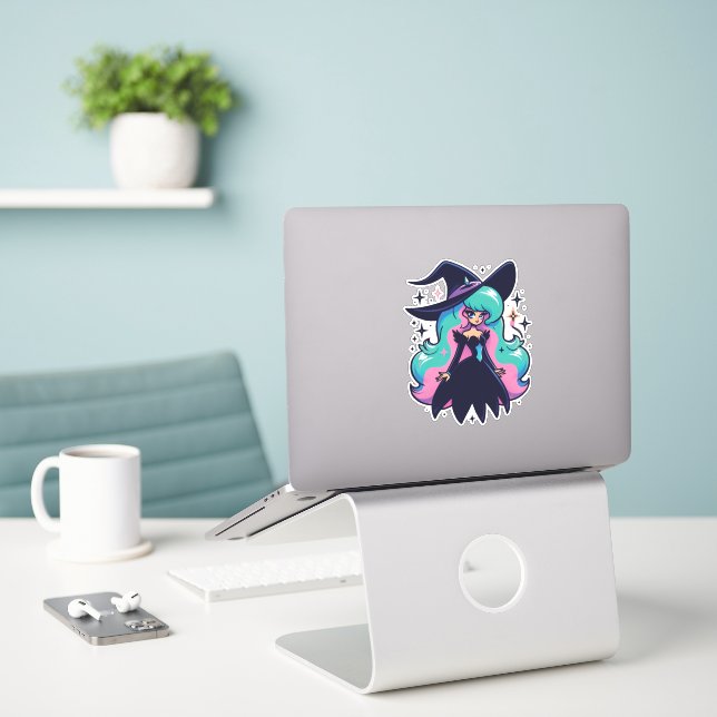 Sticker Cute Witch (Ordinateur portable sur le bureau)