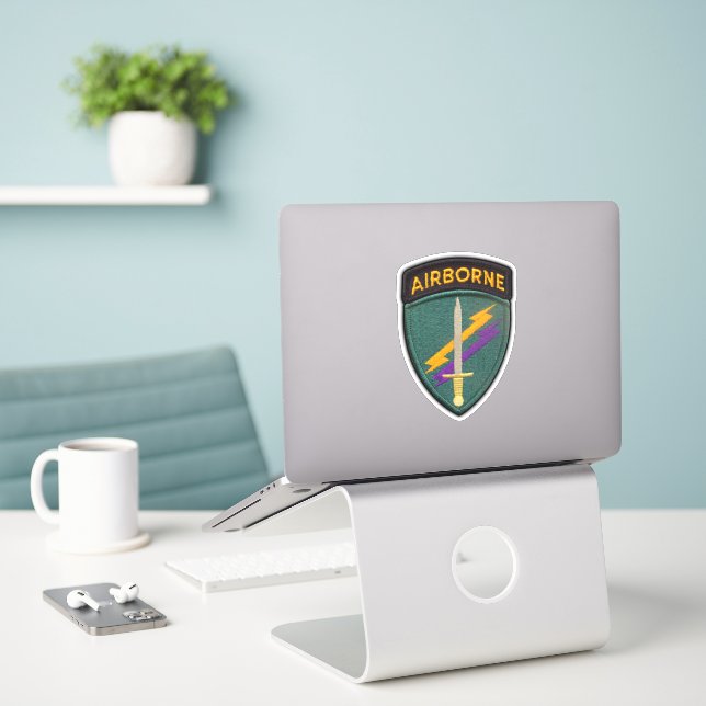 Sticker de contour de l'armée des affaires civiles (Ordinateur portable sur le bureau)