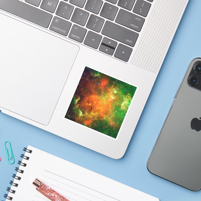 Sticker Des Clusters D'Étoiles Dans La Nebula Nord-América (Ordinateur portable avec iPhone)