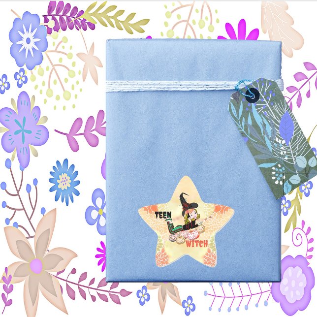 Sticker Étoile Ado moderne sorcière automne Citrouilles Halloween (Modern Teen Witch Fall Pumpkins Halloween Spooky Star Sticker)