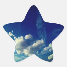 Sticker Étoile Nuages blancs, sur un ciel bleu et turquoise