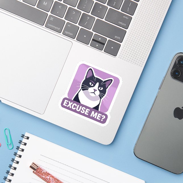Sticker Excuse Me? Cat Meme – Sassy Funny Cat Illustration (Ordinateur portable avec iPhone)