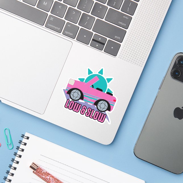 Sticker Faible et faible (Ordinateur portable avec iPhone)
