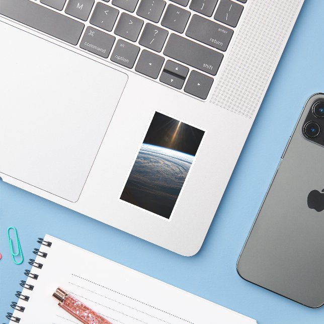 Sticker Formations Nuageuses Dans L'Océan Indien Sud. (Ordinateur portable avec iPhone)