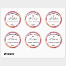 Sticker Kamala Harris. Cercle. Couleur rose.