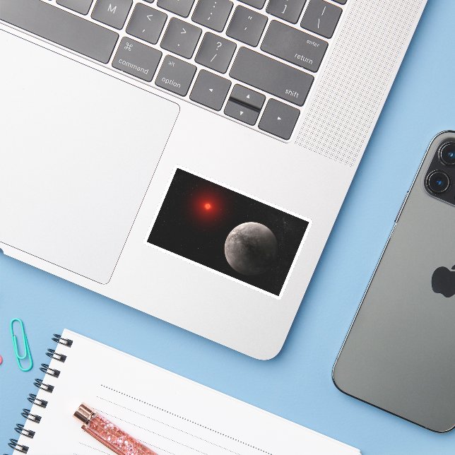 Sticker Le Hot Rocky Exoplanet Trappist-1 B. (Ordinateur portable avec iPhone)