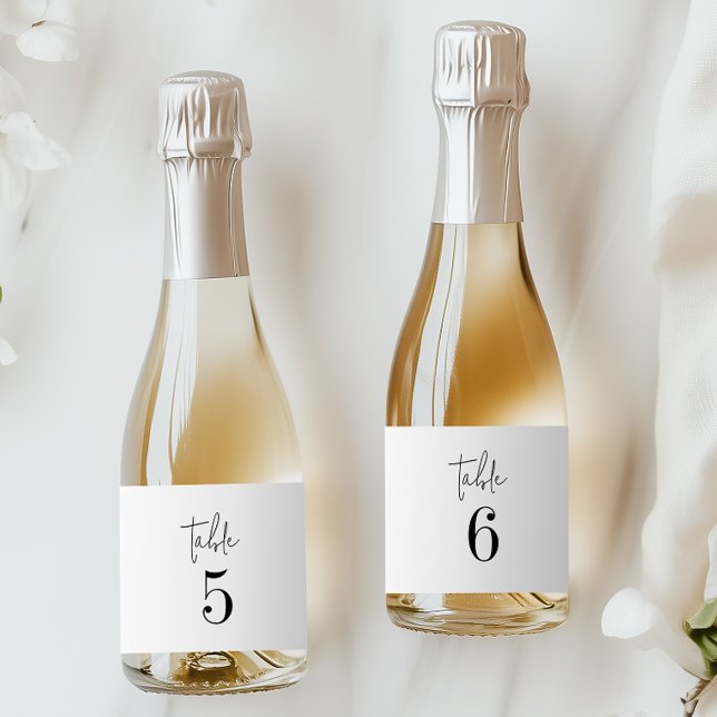 Sticker Moderne Chic 4 x 3,5" Numéro de tableau Vins Étiqu (Modern Chic 4 x 3.5" Table Number Wine Labels)