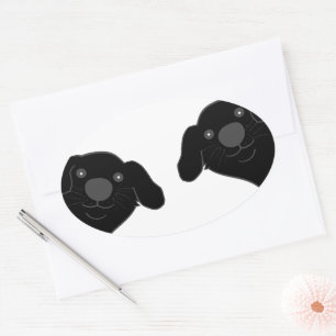 Sticker Ovale Chien Terre-Neuve Noir Qui Regarde Cartoon