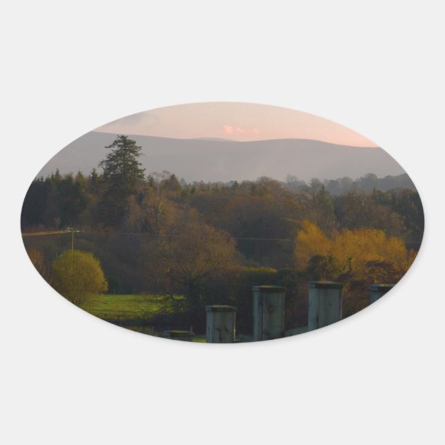 Sticker Ovale L'Irlande est belle (Devant)