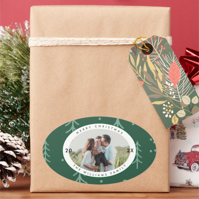 Sticker Ovale Modern Green Tree Family Photo Holiday (vacances)