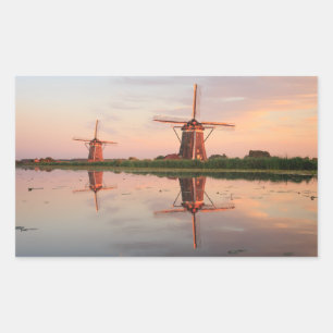 Sticker Rectangulaire Deux moulins à vent avec réflexion au coucher du s