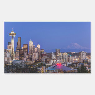 Sticker Rectangulaire Seattle, centre-ville et mont Rainier au crépuscul