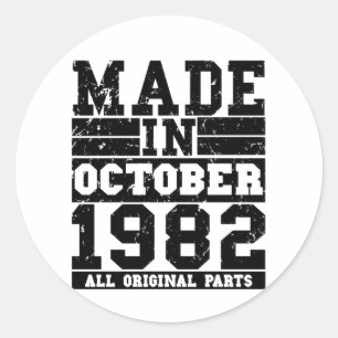 Sticker Rond 1982 Birthday october Vintage Saying