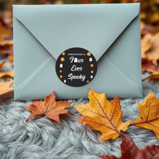 Sticker Rond 4e anniversaire éffrayant (Créateur téléchargé)