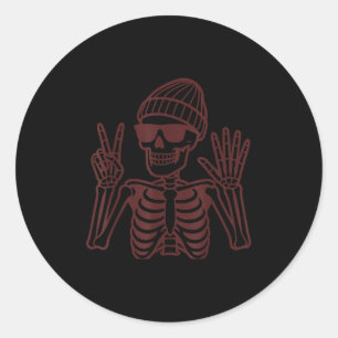 Sticker Rond 67 Squelette de Halloween Signe de Paix Drôle Mème