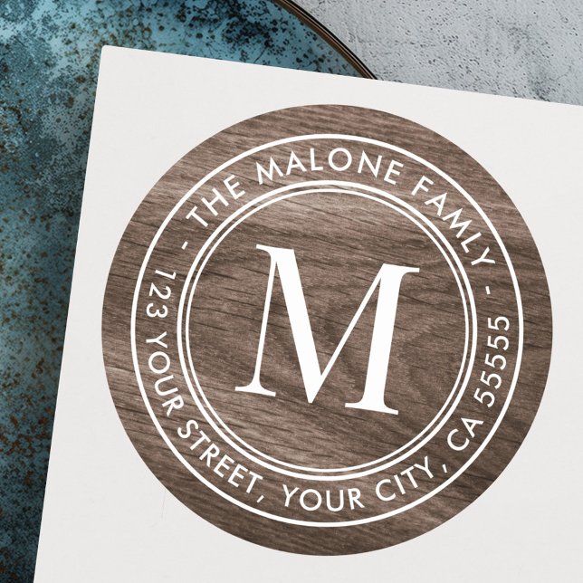 Sticker Rond Adresse initiale de retour du grain Brown monogram (Monogram initial Brown woodgrain return address Classic Round Sticker)