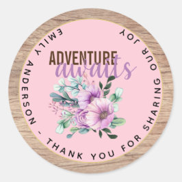 Sticker Rond Adventure Attend le Baby shower de fleurs violette
