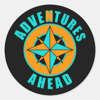 Sticker Rond Adventures Ahead Classic!
