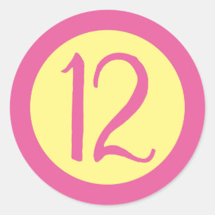 Sticker Rond Age 12 Numéro Personnalisable Texte rose sur Jaune