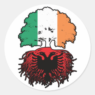 Sticker Rond Albanie Drapeau des racines d'arbres en Irlande