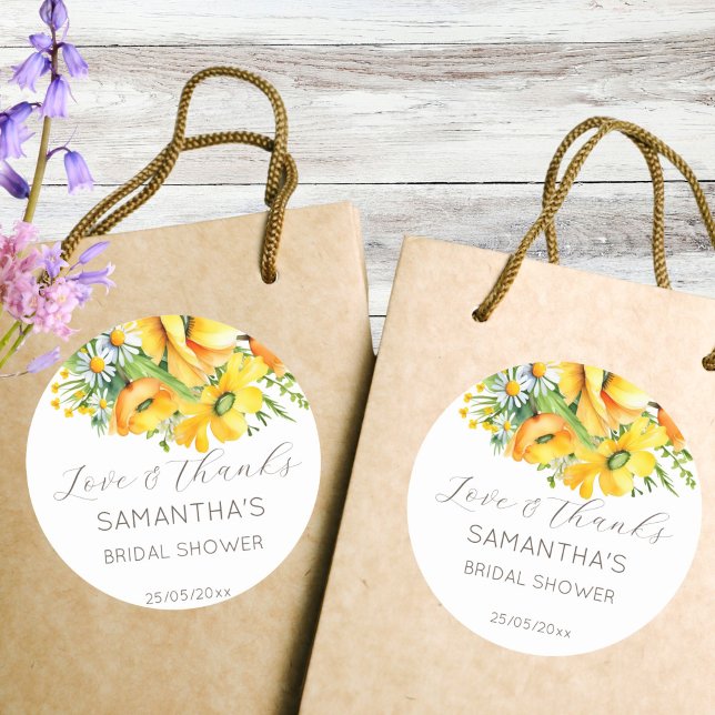 Sticker Rond Amour en fleurs printemps été faveur de la douche  (Love in bloom spring summer bridal shower thank you favor sticker yellow daisy favor stickers)