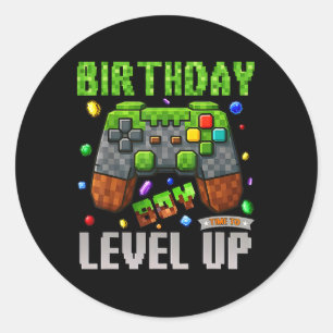 Sticker Rond Anniversaire Garçon Temps De Monter Pixel Joueur A