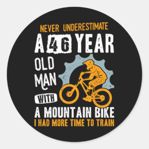 Sticker Rond Anniversaire Homme 46 ans Mtb Biker Drôle Cycliste