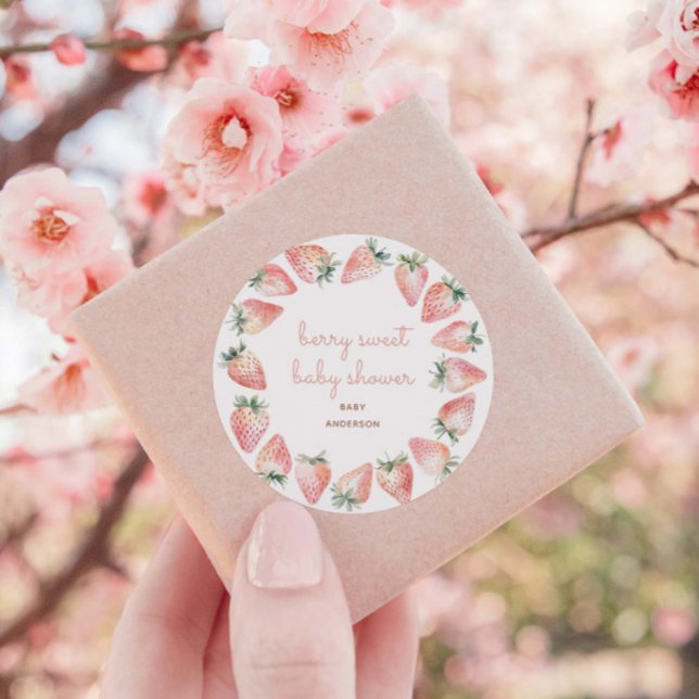 Sticker Rond Aquarelle Fraise Berry Baby shower sucré (berry sweet baby shower sticker with watercolor pink strawberries and coquette script text)